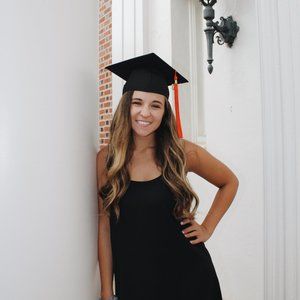 Meet your Posher, Madi